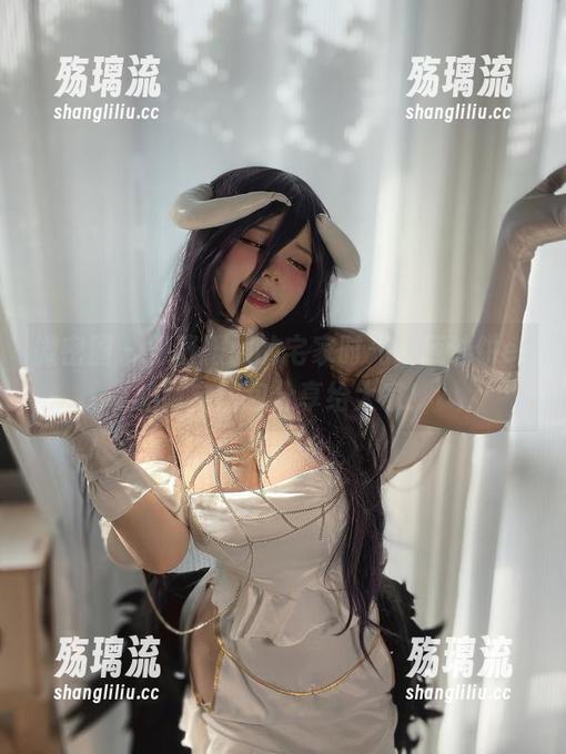 葱油饼er 微密圈 - 舒舒服服的宅家时光,葱油饼er的阿宅图包分享给大家!