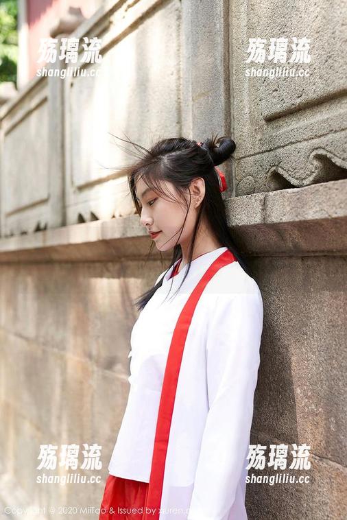 蜜桃社 - 作品闻香识女人，Cris_卓娅祺的定制甜心令人印象深刻！