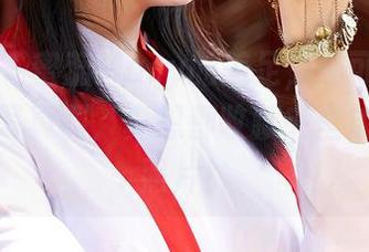 蜜桃社 – 蜜蕊Mary的美足，这可是资源满满的写真啊，真想都收藏夹里放满她的照片！