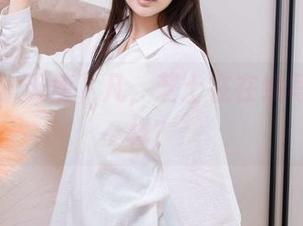 袜啵啵 – 天使下凡，芝士在在线写真里啥样？