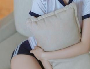 黑丝西装与COS的完美碰撞，许岚LAN真该开个班？