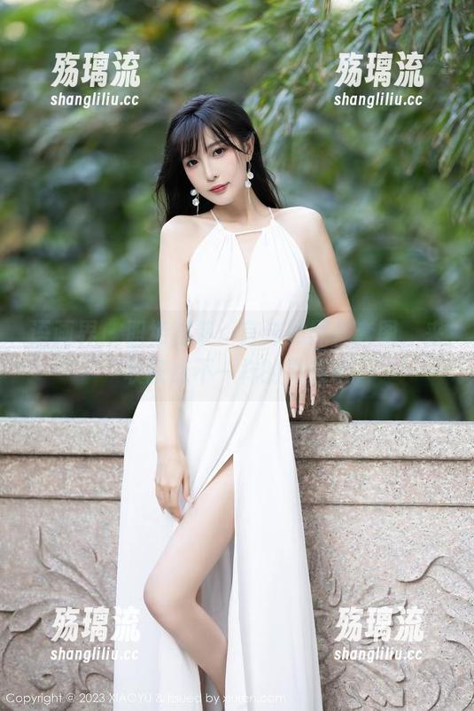 语画界 - 职场秘笈：言沫的黑丝套图，来收获点不一样的灵感吧