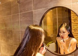 轰趴猫 – 逃不出艾小青的女仆合集，快来吸吸“风”！