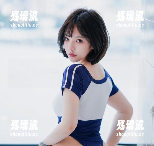 雯妹不讲道理的毛衣写真，分享一下你能想到的各种可能，哈哈。