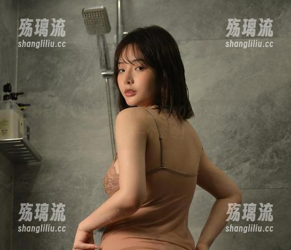 雯妹不讲道理 一秒带你入戏,雯妹不讲道理2023年舰长哟,给我随便一个命令!