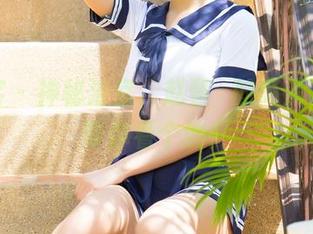 青豆客 – 神秘浴室，赵馨玥的高清写真集带你看个够！