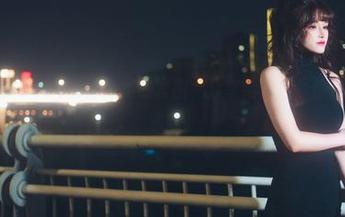关于鹿八岁baby和她油亮的套图，分享给你们，但注意别流口水哦。